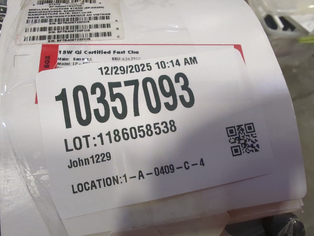 Samsung 15W Fast Charge 2.0 Wireless Charger Stand - Black (US Version with Warranty)