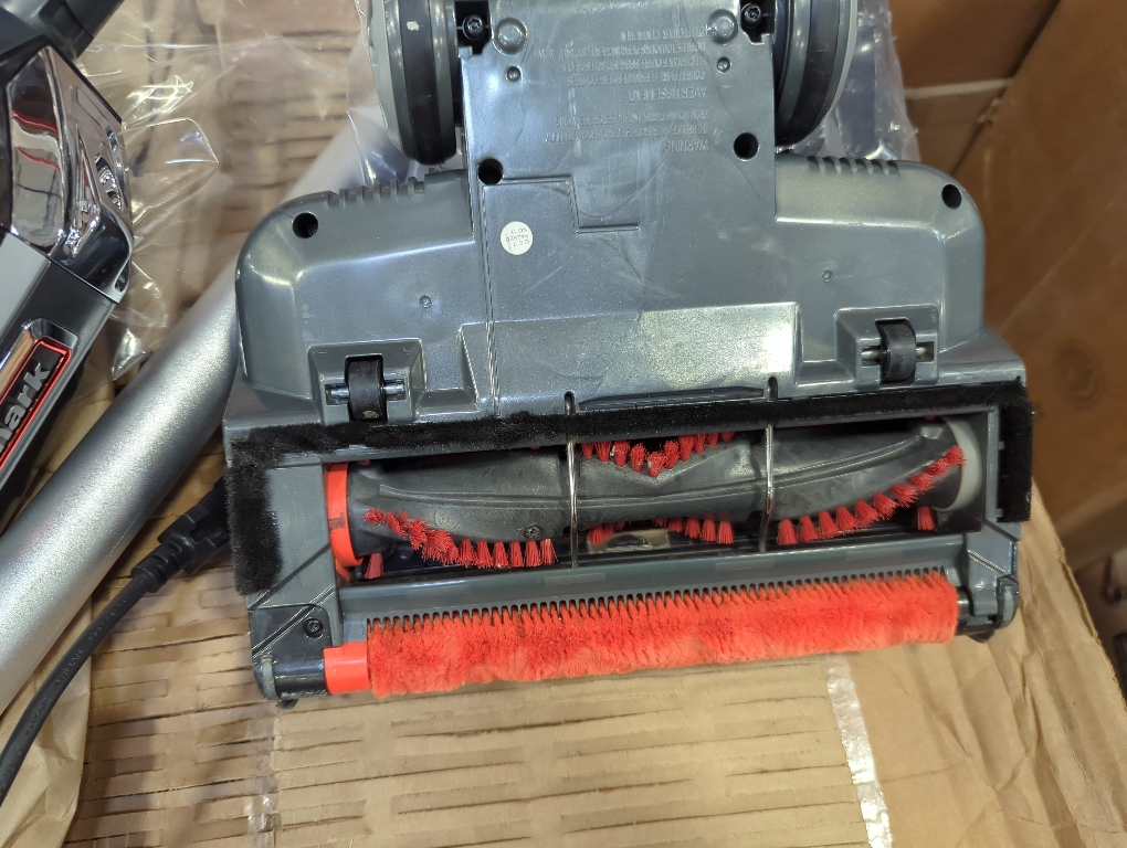 Shark Duo Cleaning Vaccum