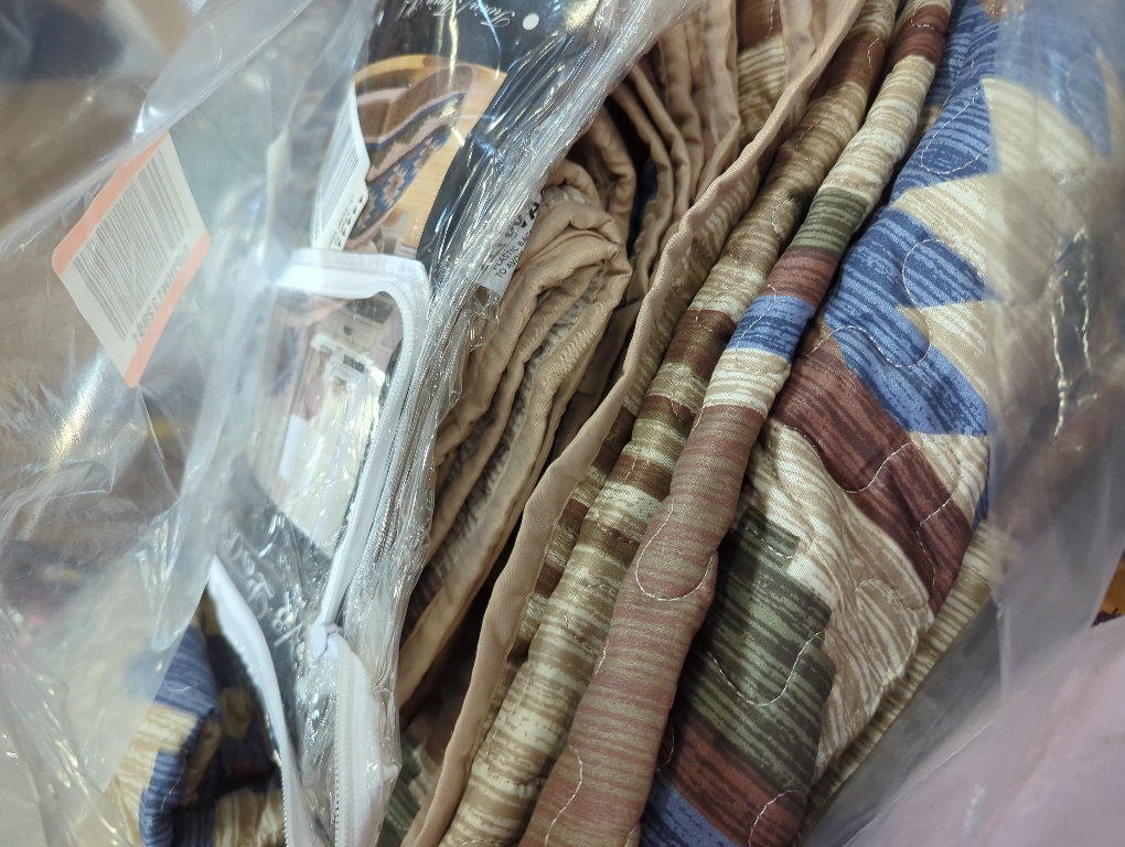 Rustic Western Southwestern Native American Tribal Navajo Design Oversized Bedspread Quilt Set in Beige Taupe Brown Blue Green Austin Taupe (King/California King)