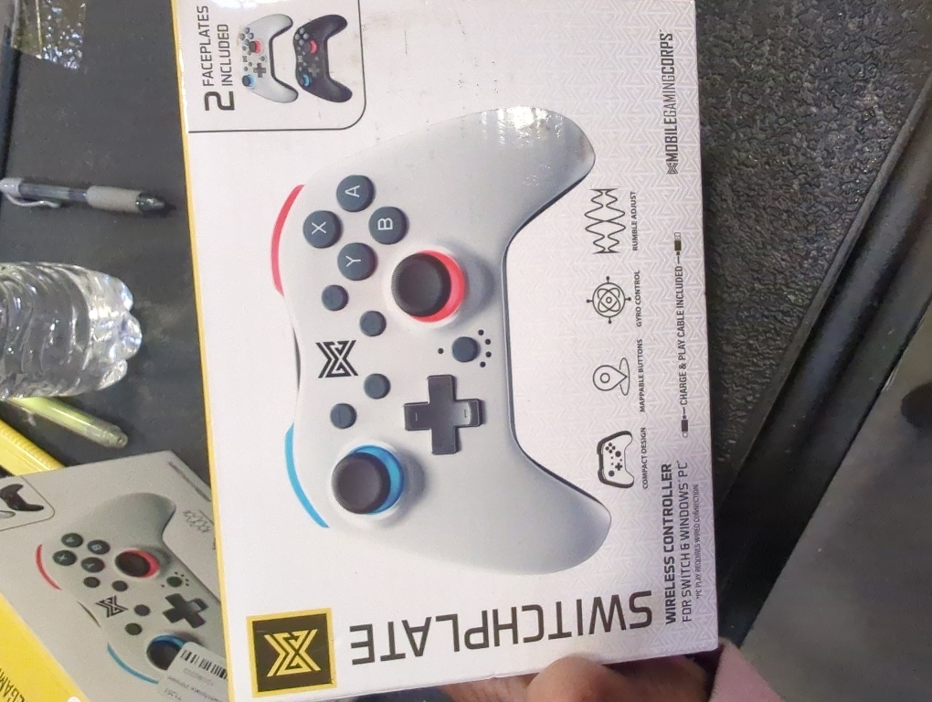 MGC Switchplate Wireless Controller for Switch/OLED/Lite, Gyro Control, Programmable Back Buttons, Adjustable Strength Rumble, 2 Magnetic Faceplates, Screwless Housing, Compact Design