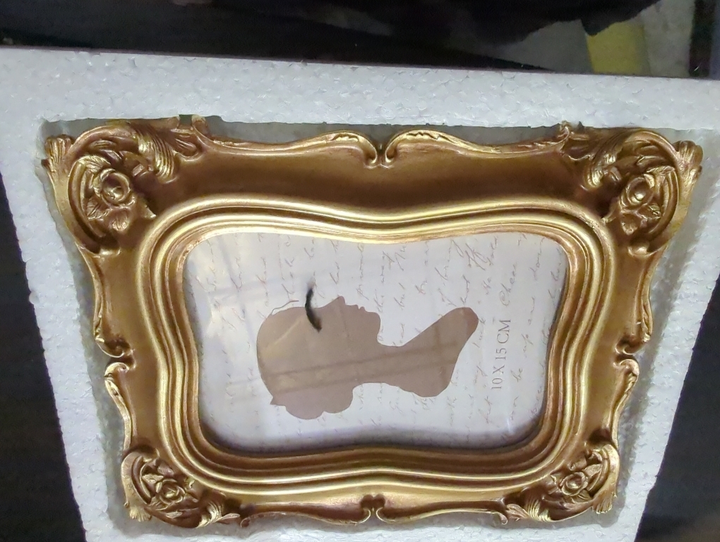 Sunlit Vintage Picture Frame 4x6 Inch, Luxury Antique Photo Frames with Glass Front, Photo Display, Tabletop Wall Hanging, Gift Ideas, Gold