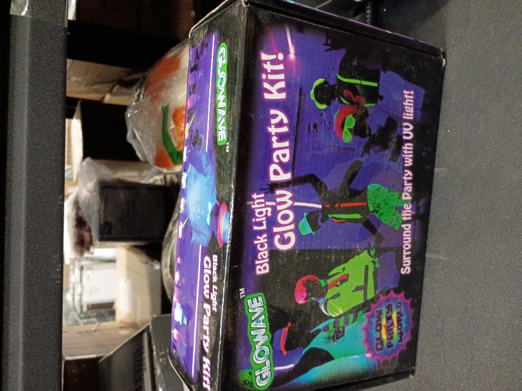 Black Lights for Glow Party! 115W Blacklight LED Strip kit. 4 UV Lights to Surround Your Neon Party. Ultraviolet Lighting for Big Rooms. Easy Set up! Glow in The Dark Party Supplies. Fiesta Luz Negra