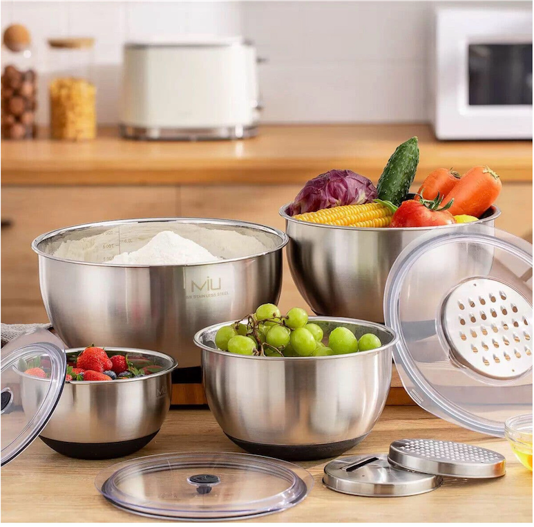 MIU Stainless Steel Mixing Bowls 8 Piece Set with Graters & Lids. NEW.