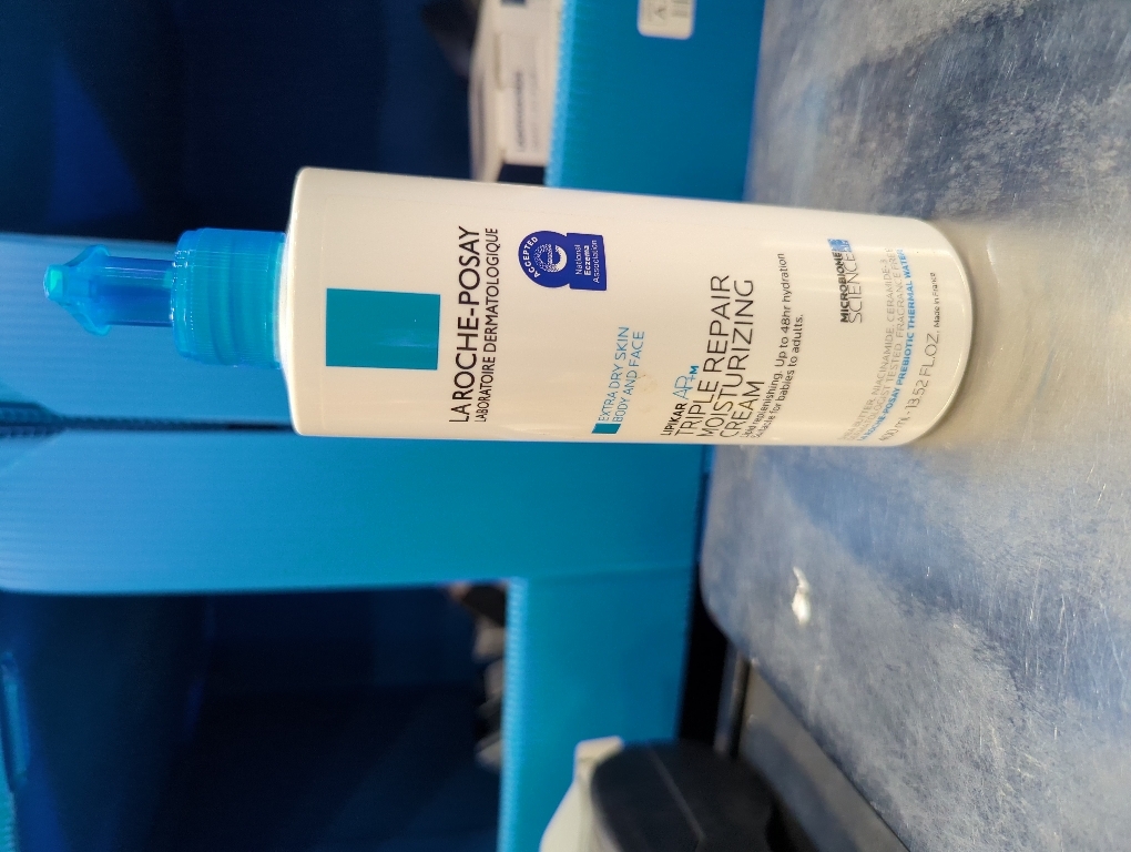 La Roche-Posay Lipikar AP  Triple Repair Moisturizing Cream | Face & Body Lotion For Dry Skin | Shea Butter & Niacinamide Moisturizer | Gentle Face & Body Cream For Dry, Rough & Sensitive Skin