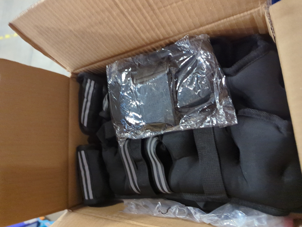 ZELUS Weighted Vest, 6lb/8lb/12lb/16lb/20lb/25lb/30lb Weight Vest with Reflective Stripe for Workout, Strength Training, Running, Fitness, Muscle Building, Weight Loss, Weightlifting