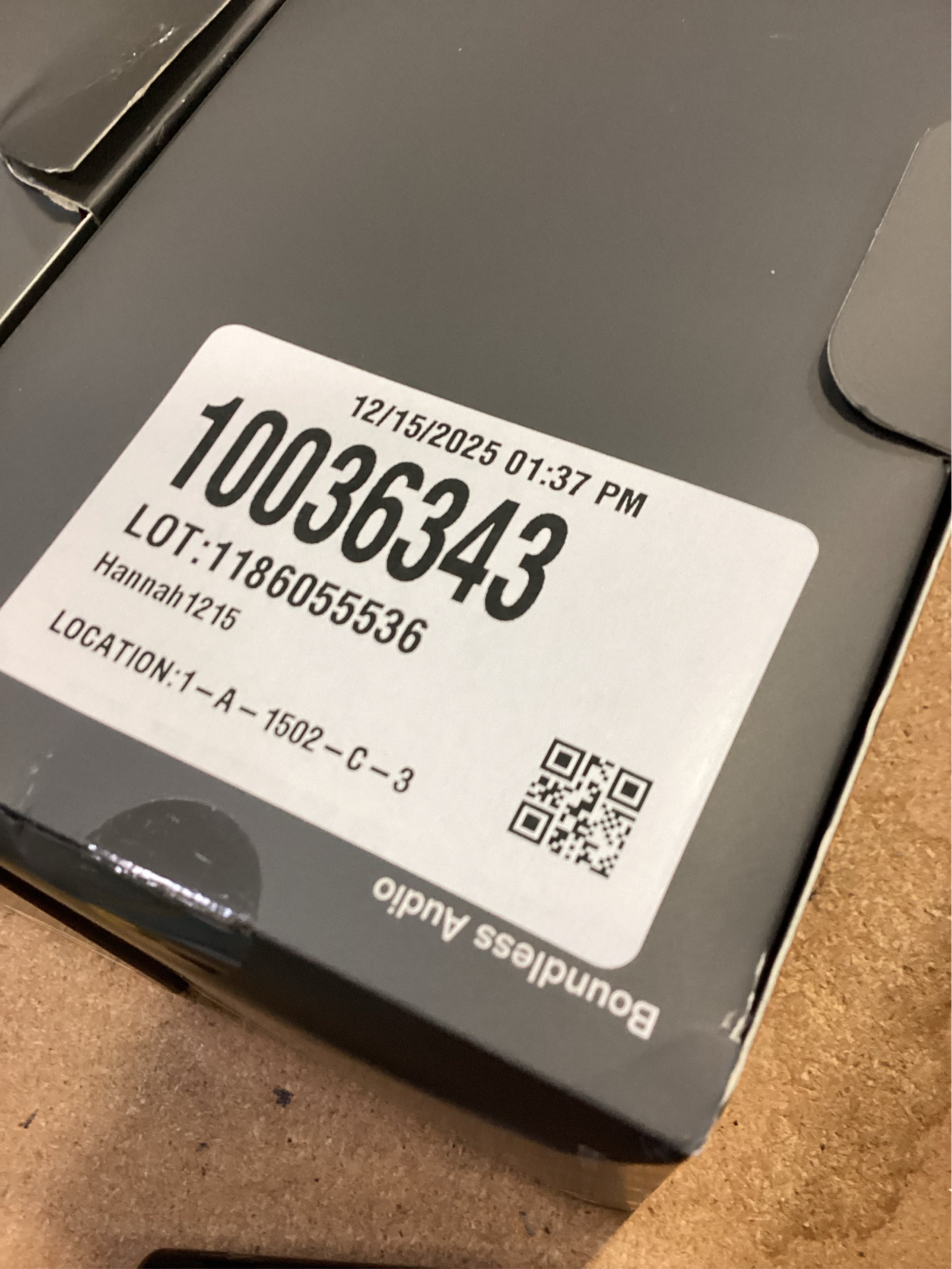 Boundless Audio Vinyl Record Cleaning Kit - 8-in-1 Vinyl Cleaner Kit Includes Carbon Fiber & Velvet Record Brushes, Stylus Brush, Cleaning Solution, Microfiber Cloths & Metal Case