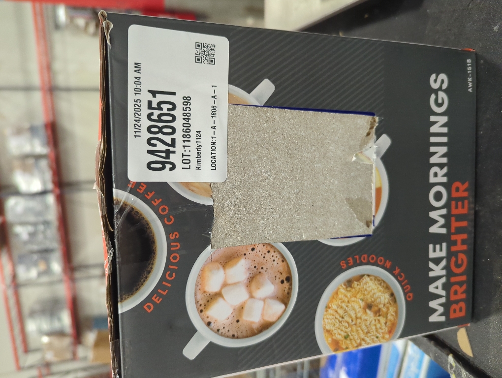 5-Cup Black Glass Corded Electric Kettle with Automatic Shut-Off