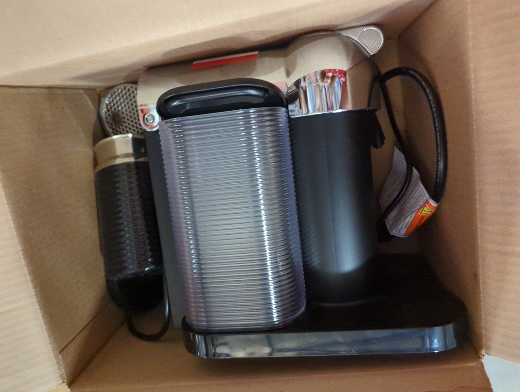 Nespresso Vertuo Coffee and Espresso Maker by Breville, Chrome with Aeroccino Milk Frother