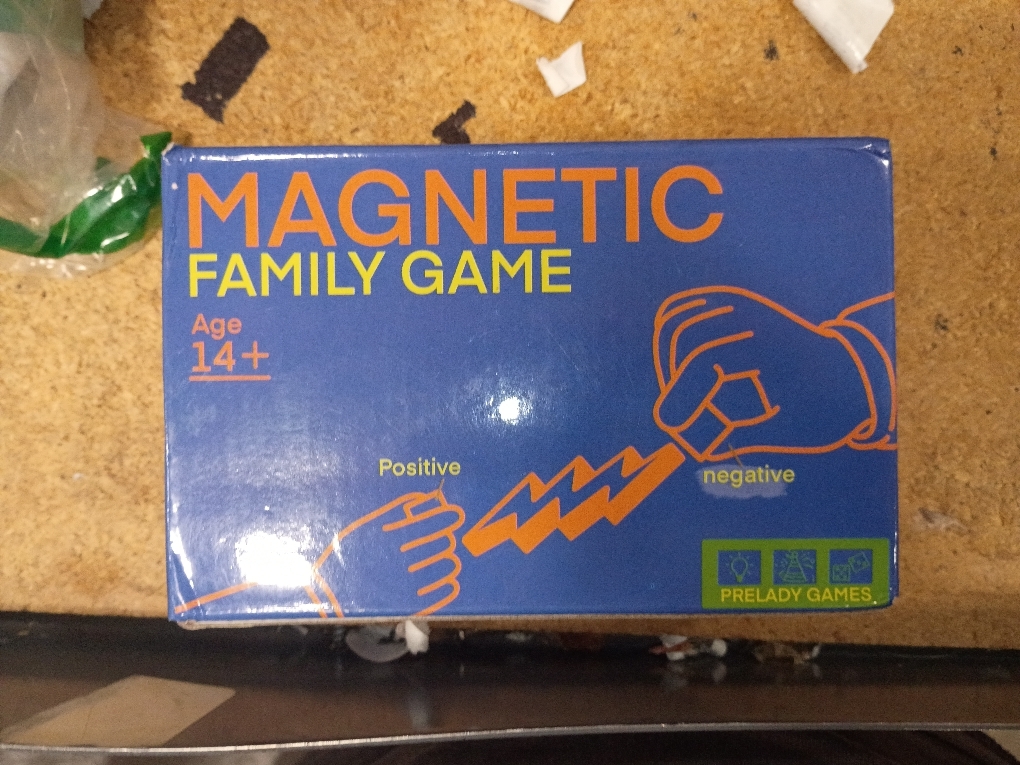 Magnetic Chess Set with 32 Travel-Stones, 3 String & Portable Storage Bag, Strategy Board Game for Family Game Night, Indoor Outdoor Use for Kids Adults