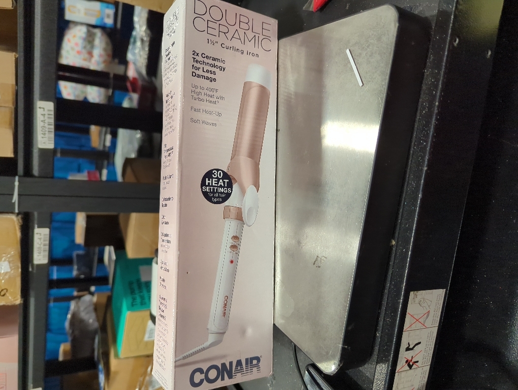 Conair Double Ceramic 1-1/2 Inch Curling Iron, 1.5-Inch Barrel Creates Soft Waves and Curls, Hair Curler for Use on Medium and Long Hair, White