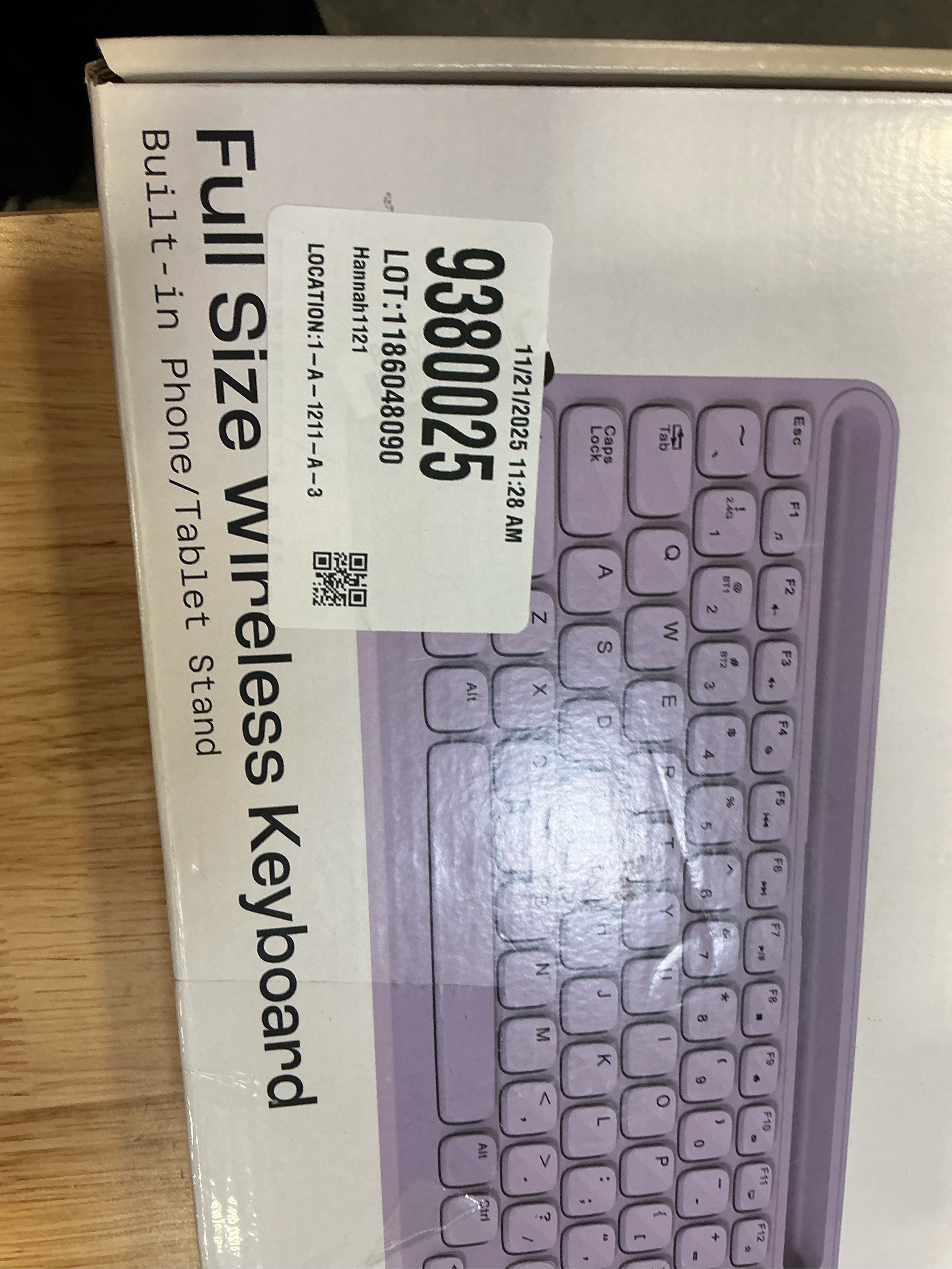 North Full Size Wireless Keyboard with Built-in Phone/Tablet Stand - Lavender