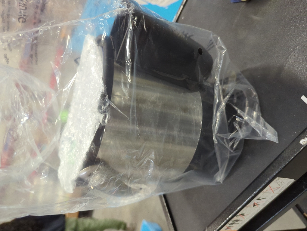 OGGI 4 oz Black/Silver Plastic/Stainless Steel Ice Bucket with Scoop