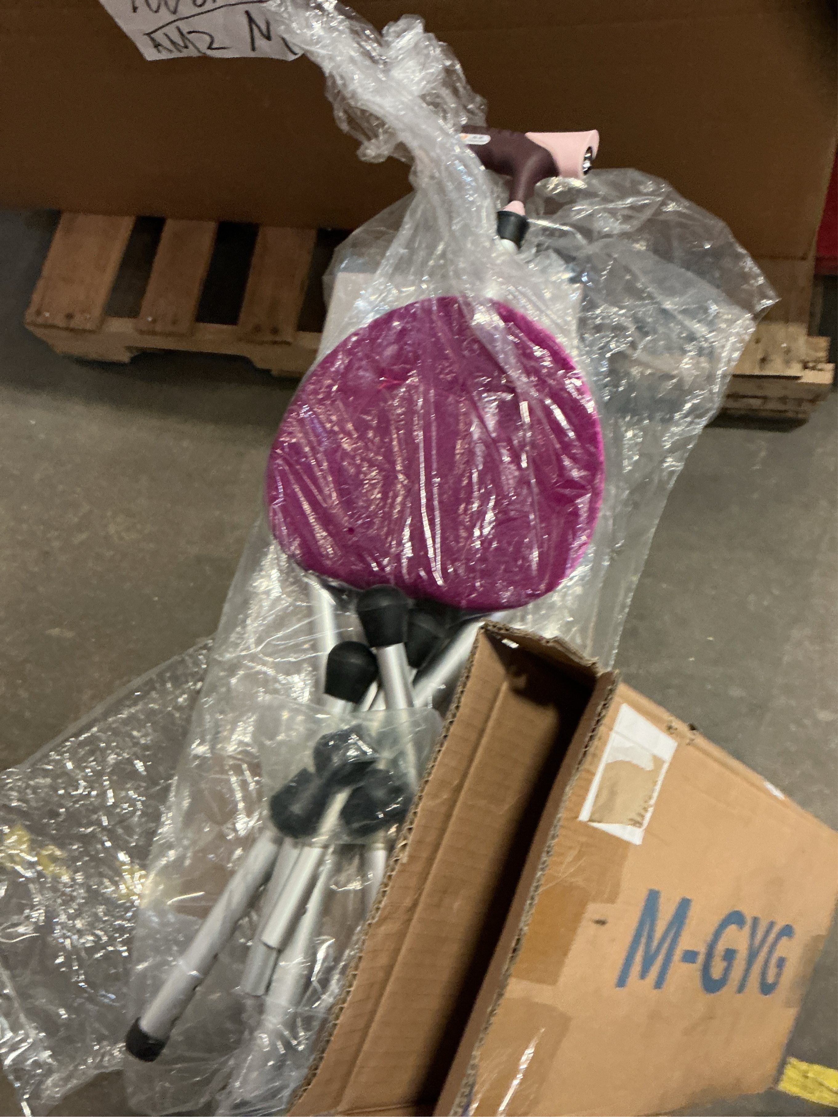 Folding Cane Seat Sturdy Lightweight Adjustable Handle Legs with LED Light Cushion for Elderly Walking Stick 300 lbs Large Plate