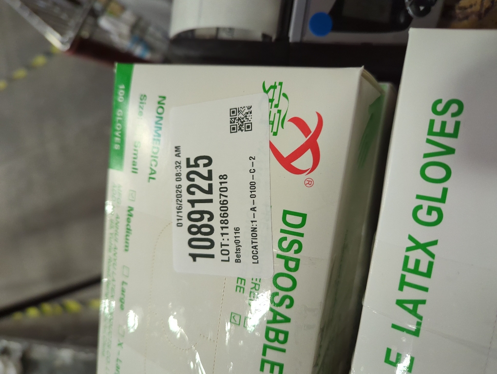 Medium Disposable Latex Gloves (100-Count)