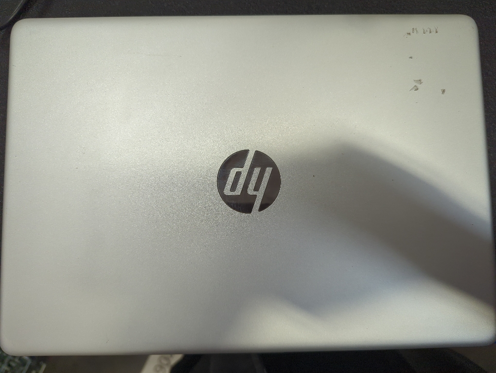 HP Notebook - 14-df0053od With Charger