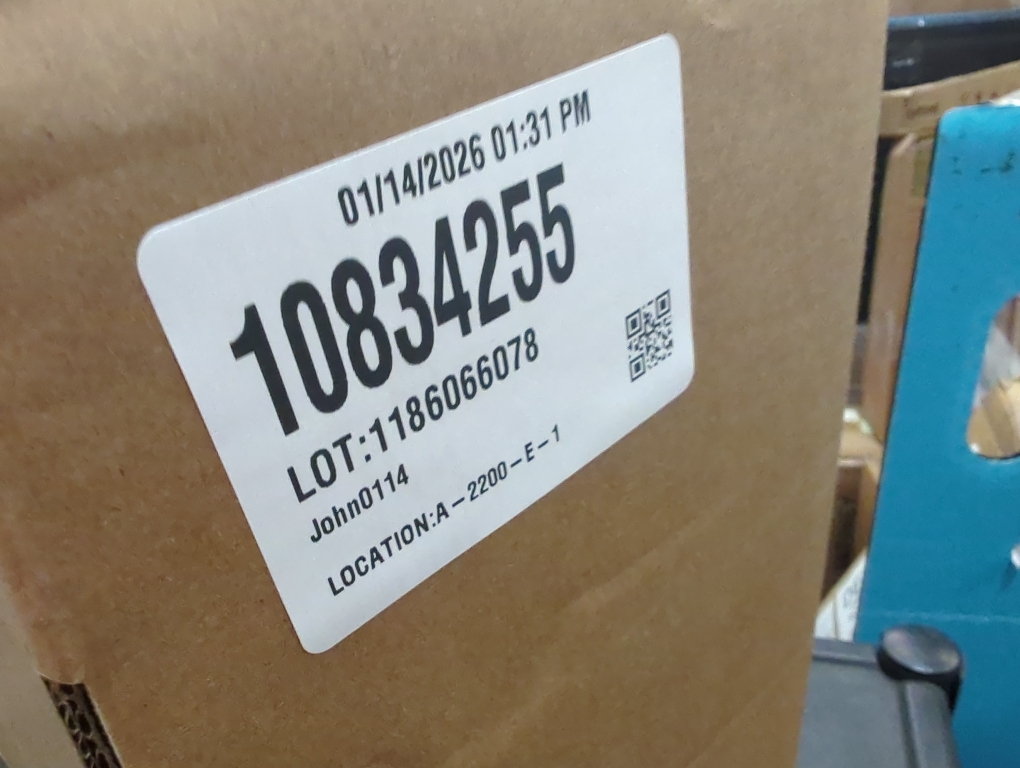 Toilet Safety Rails for Seniors, Adjustable Armrest, Space Saving, Stylish and Durable, Anti Slip and Anti Fall, Suitable for Elderly, Disabled, Pregnant Women with Armrest Toilet Safety Rail