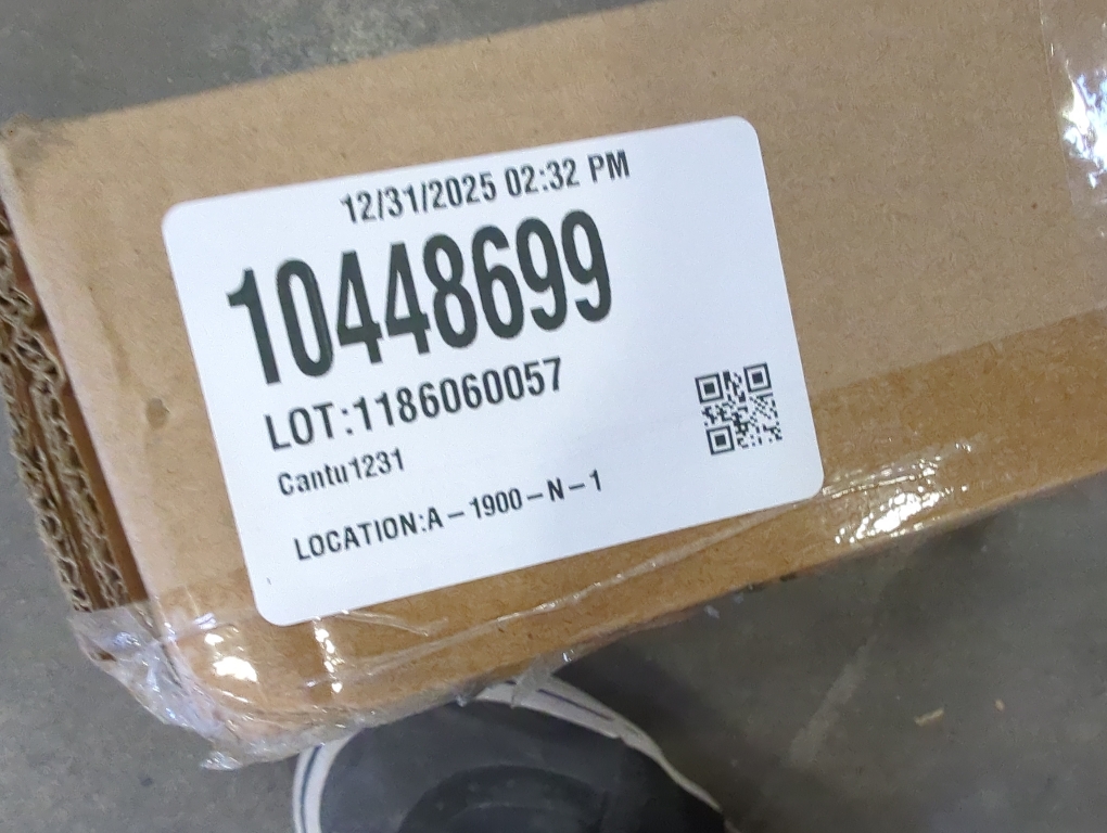 SMONTER 2 Slat Faux Wood Blinds with Crown Valance- Cordless Horizontal Blinds Room Darkening Blinds for Windows Bedroom, Bathroom, Living Room, Glass Door Interior Decor, 35 Wx 60 H