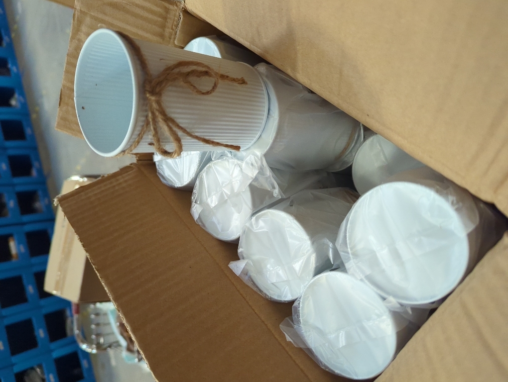 Domensi 4.33 Inch Petite Farmhouse Vase Decor Vintage Flower Vase with Twine Bow Rustic Galvanized Metal Buckets for Artificial Flowers for Table Centerpiece Weddings(White,12 Pcs)