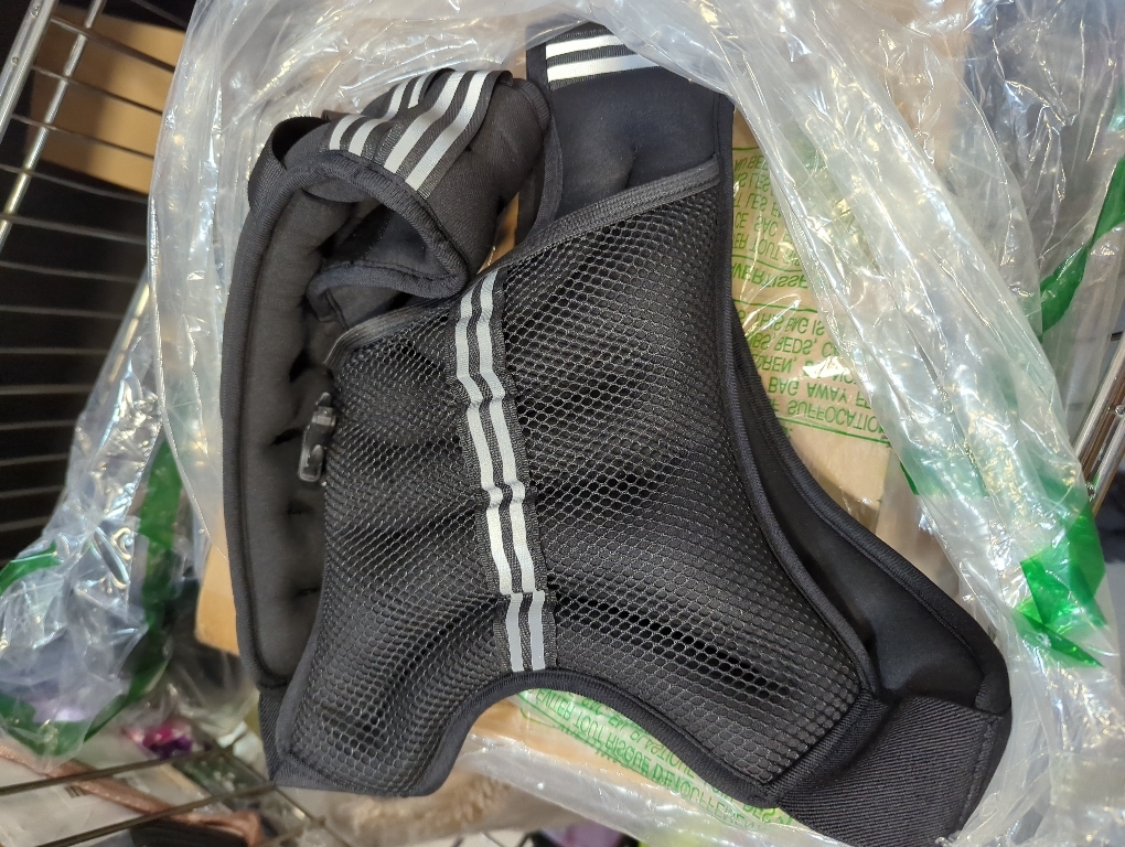 ZELUS Weighted Vest, 6lb/8lb/12lb/16lb/20lb/25lb/30lb Weight Vest with Reflective Stripe for Workout, Strength Training, Running, Fitness, Muscle Building, Weight Loss, Weightlifting