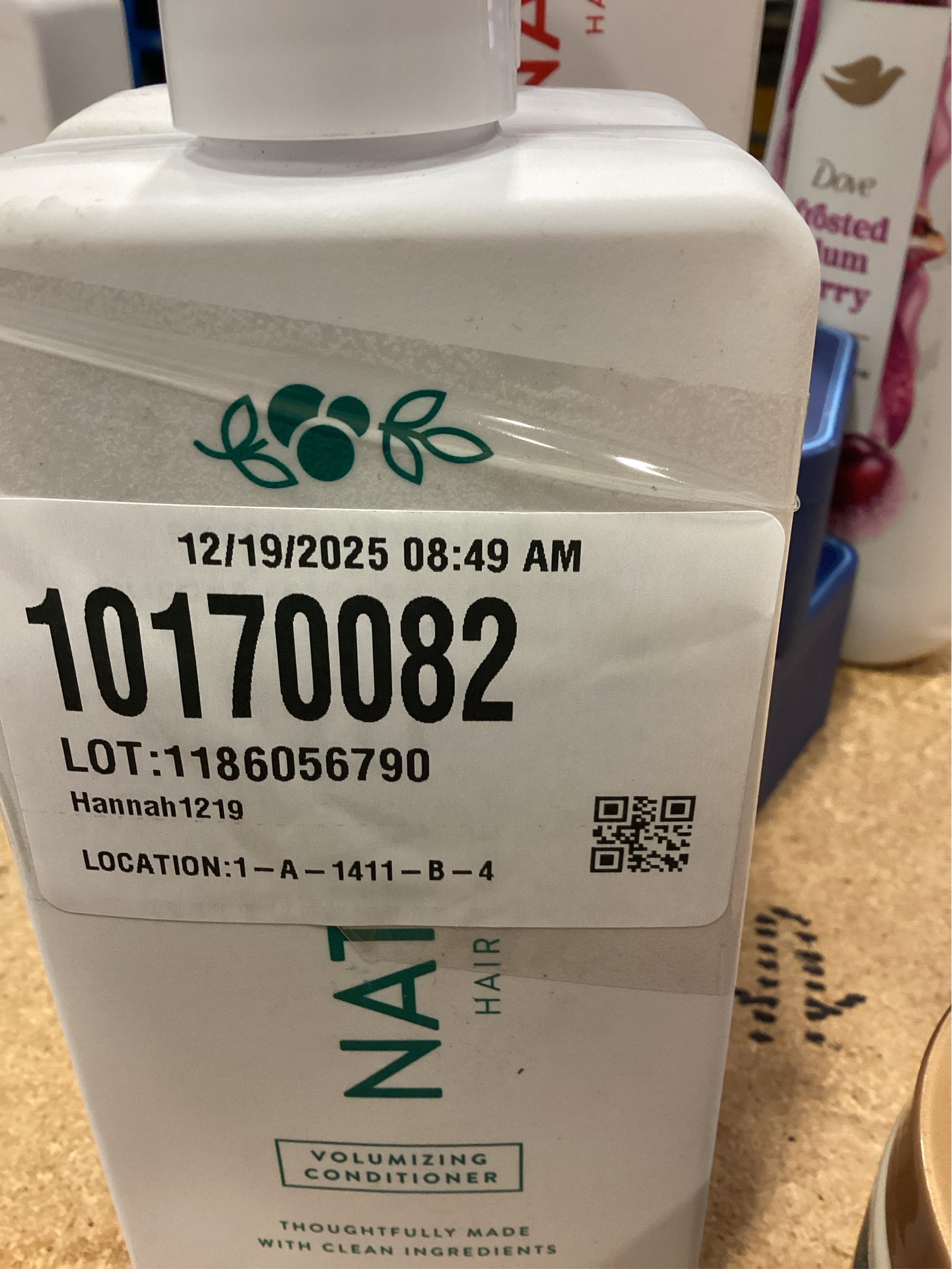 Native Limited Edition Fresh Mistletoe Volumizing Conditioner - Christmas