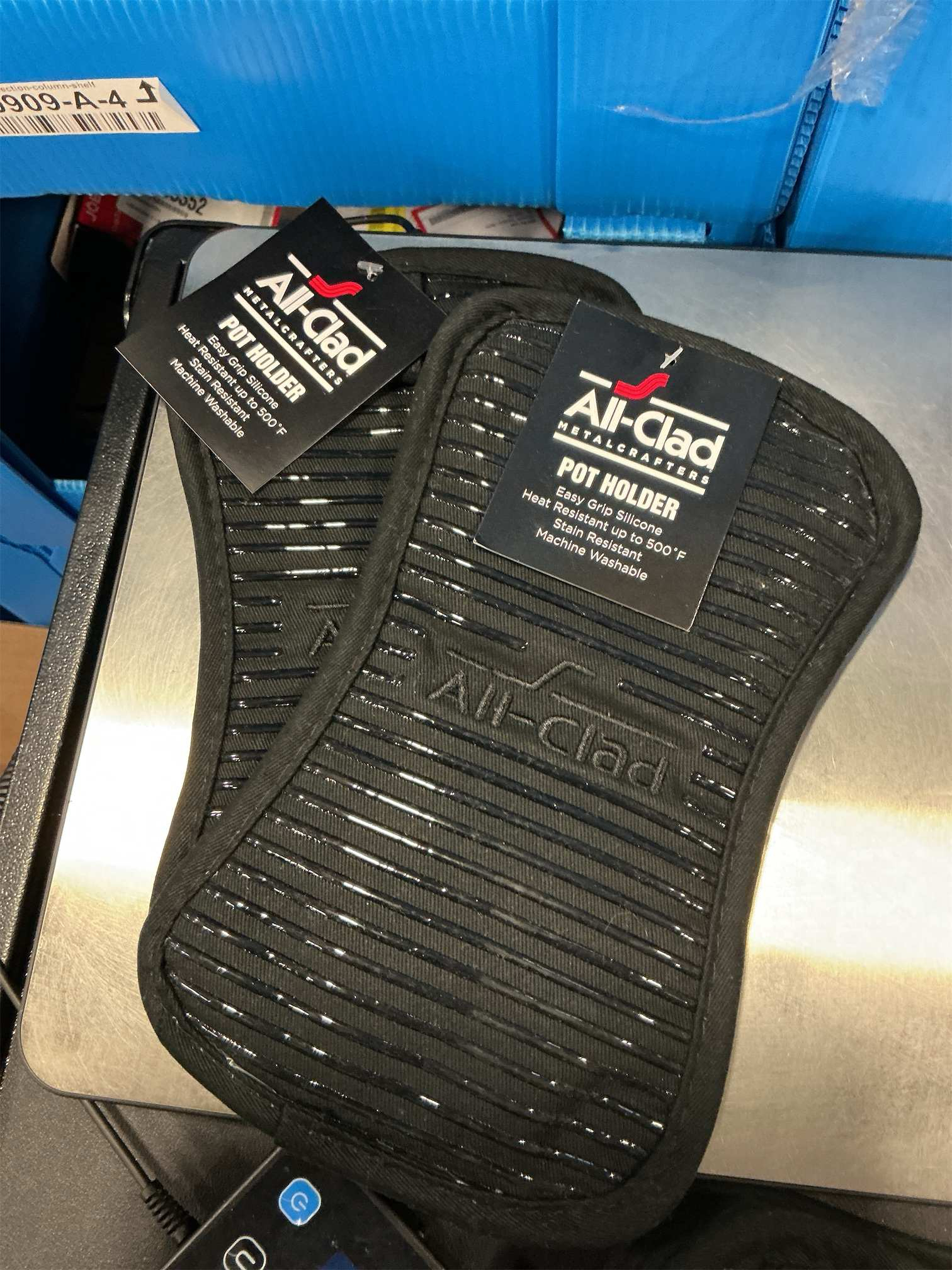 All-Clad Premium Pot Holder & Hot Pad: Heat Resistant to 500 Degrees - 100% Cotton, 10x6.25 Hot Pad for Kitchen and Barbeque, (2-Pack), Black