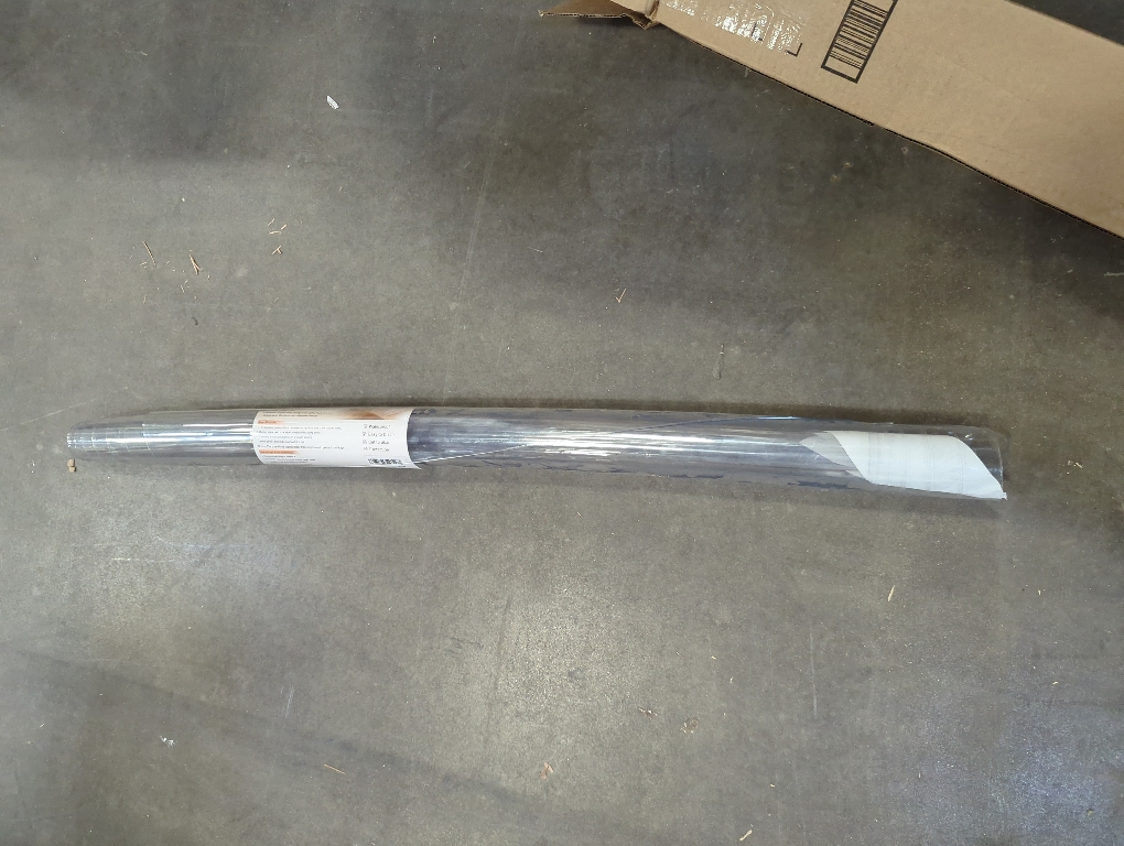 LovePads Clear Table Cover Protector 40 x 72 Inch, 1.5mm Thick Plastic Table Cover, Table Protector for Dining Room Table, Waterproof Vinyl Tablecloth Table Pad Mat for Kitchen, Dresser, Writing Desk