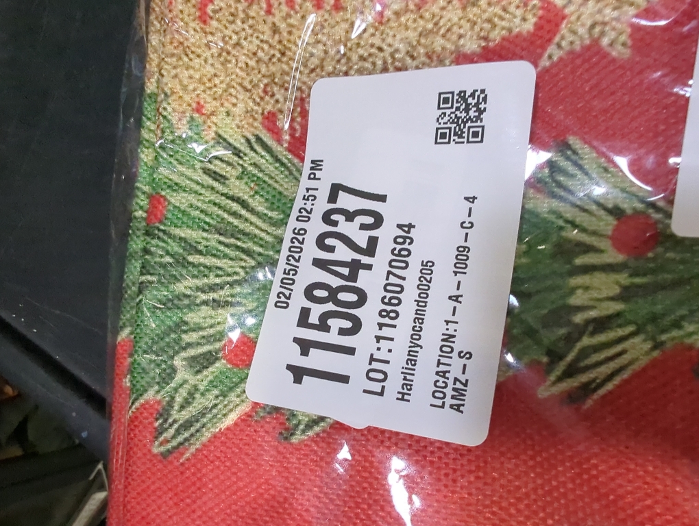 RABUSOFA Christmas Pillow Covers 20x20 Inch Set of 2 Outdoor Indoor Waterproof Christmas Tree Decorations Decorative Throw Pillow Cases Xmas Decor Winter for Couch Holiday Gold Red