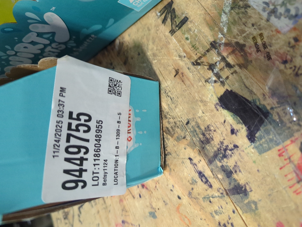 Chuckle & Roar Squirty Squirts 2-in-1 Bubble & Water Electric Blaster