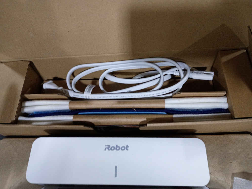 iRobot Braava m6 Bagless Cordless Standard Filter WiFi Connected Rechargeable Sweeper