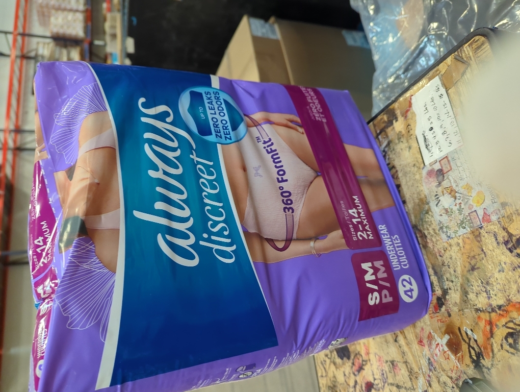 Always Discreet Incontinence Underwear for Women Maximum Absorbency, S/M, 42 Count (Packaging May Vary)