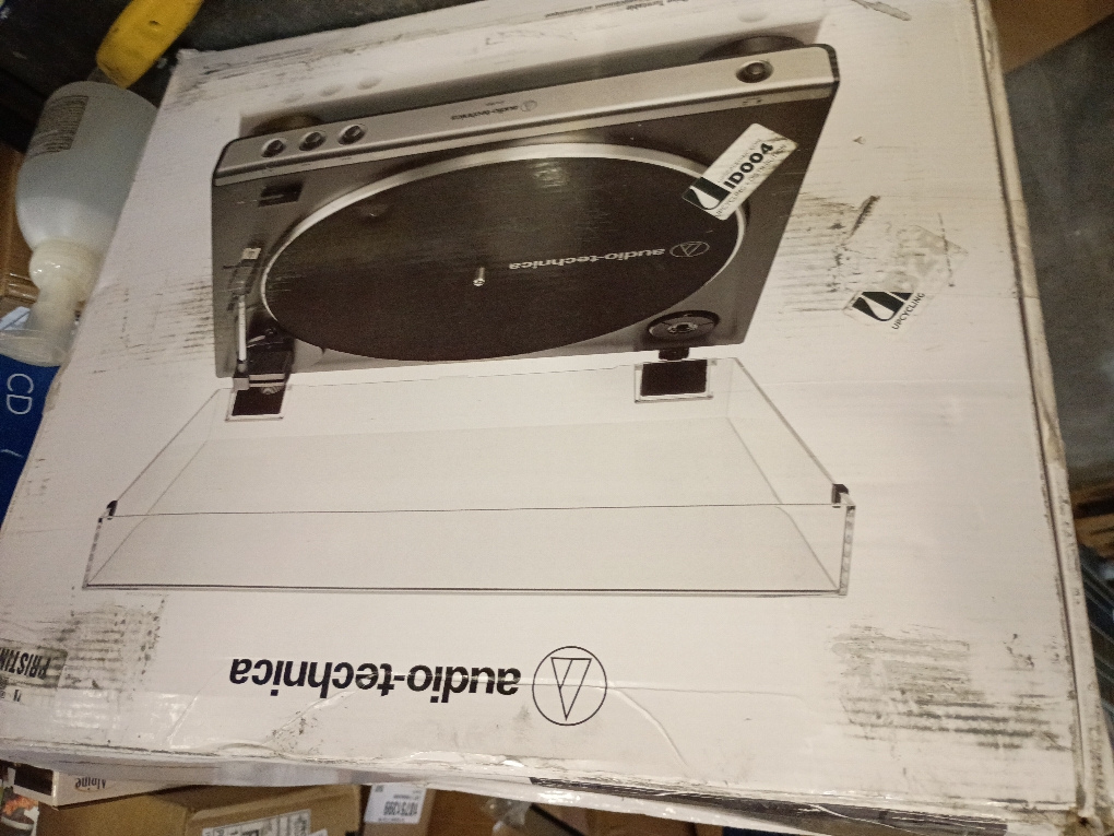 Fully Automatic Belt-Drive Turntable