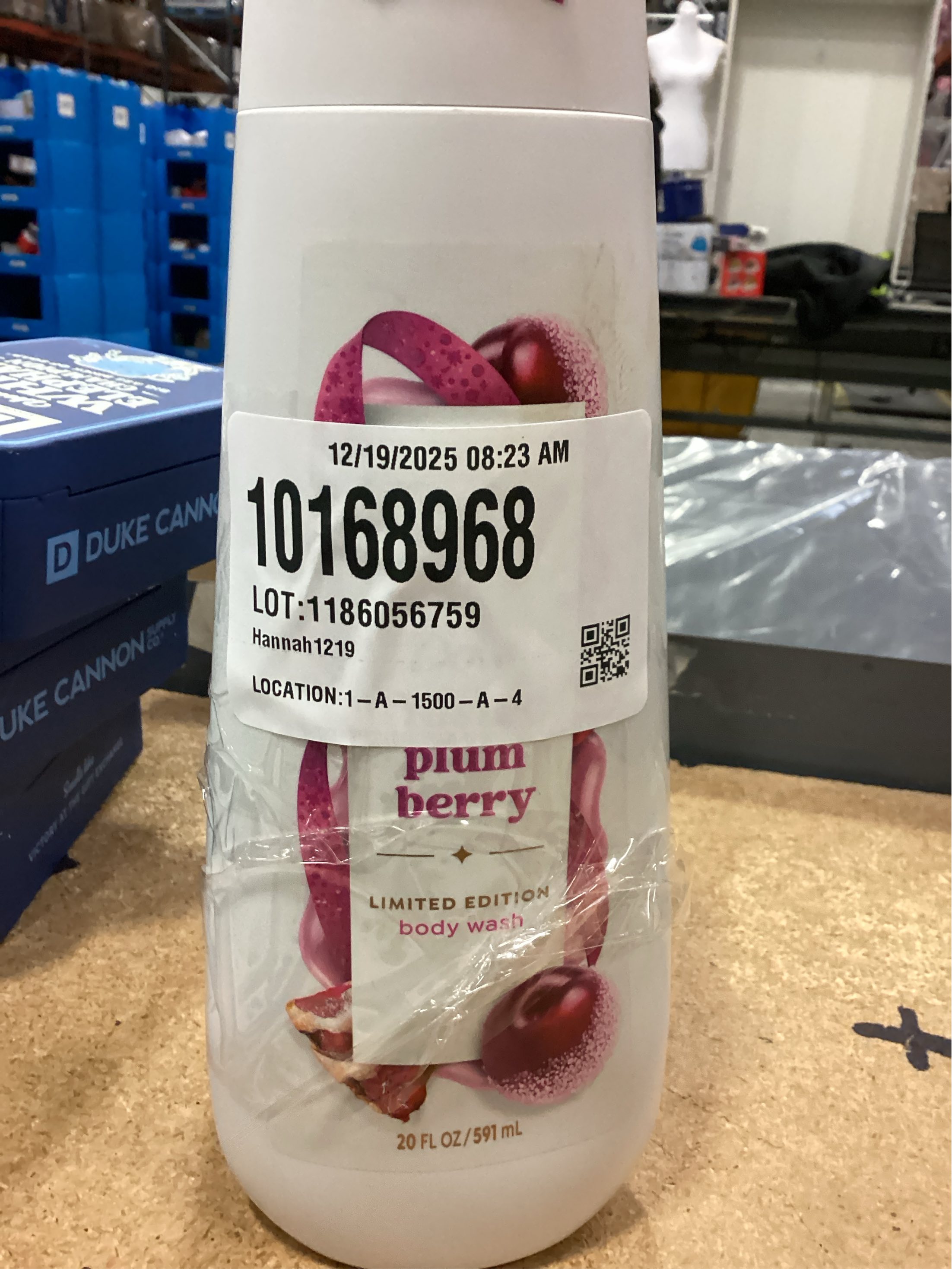 Dove Beauty Limited Edition Holiday Treat Body Wash - Frosted Plum Berry 2 pack