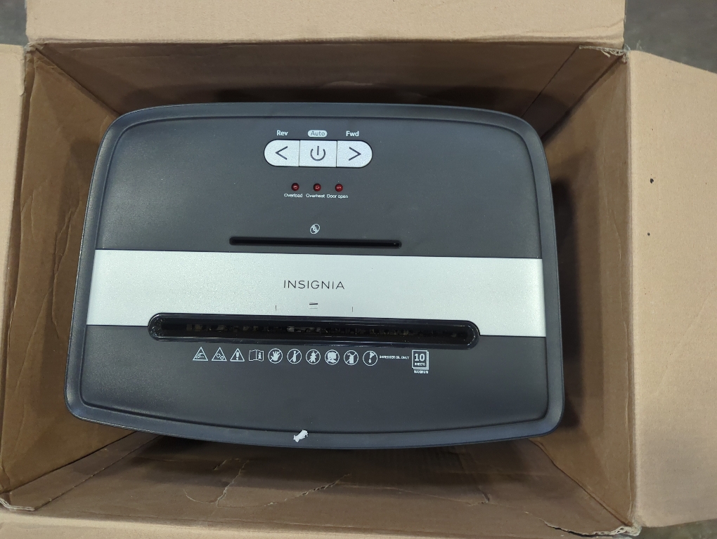 Insignia  - 10-Sheet Microcut Shredder - Black