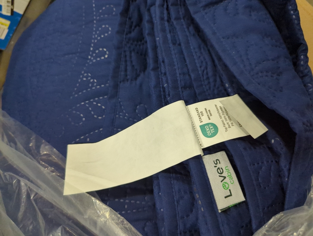 Love's cabin Quilts for Queen Bed Navy Blue Bedspreads - Soft Bed Summer Lightweight Bedspread Comforter - Modern Style Coin Pattern Coverlet for All Season - 3 Pieces (1 Quilt, 2 Pillow Shams)