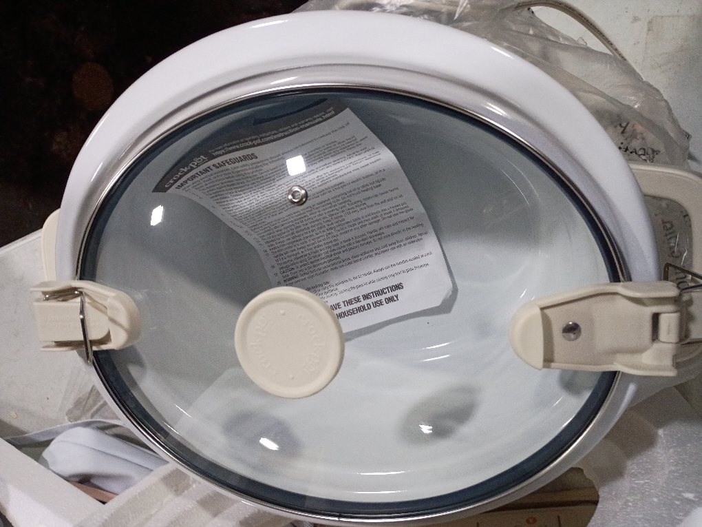 Crock-Pot Design Series 7-Quart Cook & Carry Slow Cooker (little damaged)