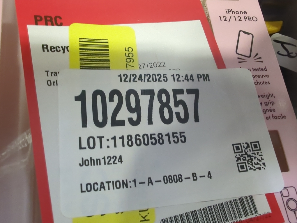 Kate Spade New York - Protective Hardshell MagSafe Case for iPhone 12 and iPhone 12 Pro - Champagne Glitter Ombre