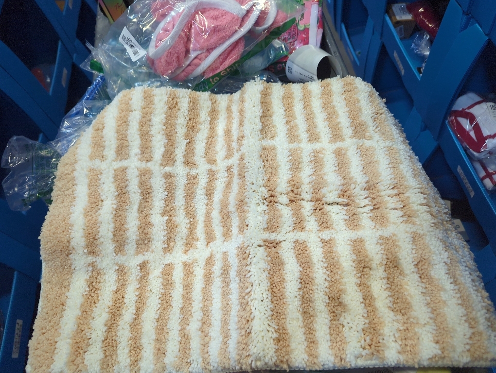 GIB Bathroom Rugs 32x20, Extra Soft Absorbent Bath Mat for Bathroom Floor