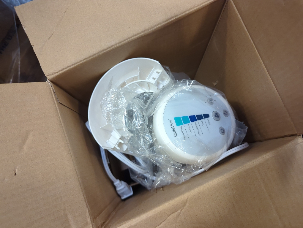 Honeywell 40 in. H X 10 in. D 5 speed Oscillating Whole Room Fan Remote Control