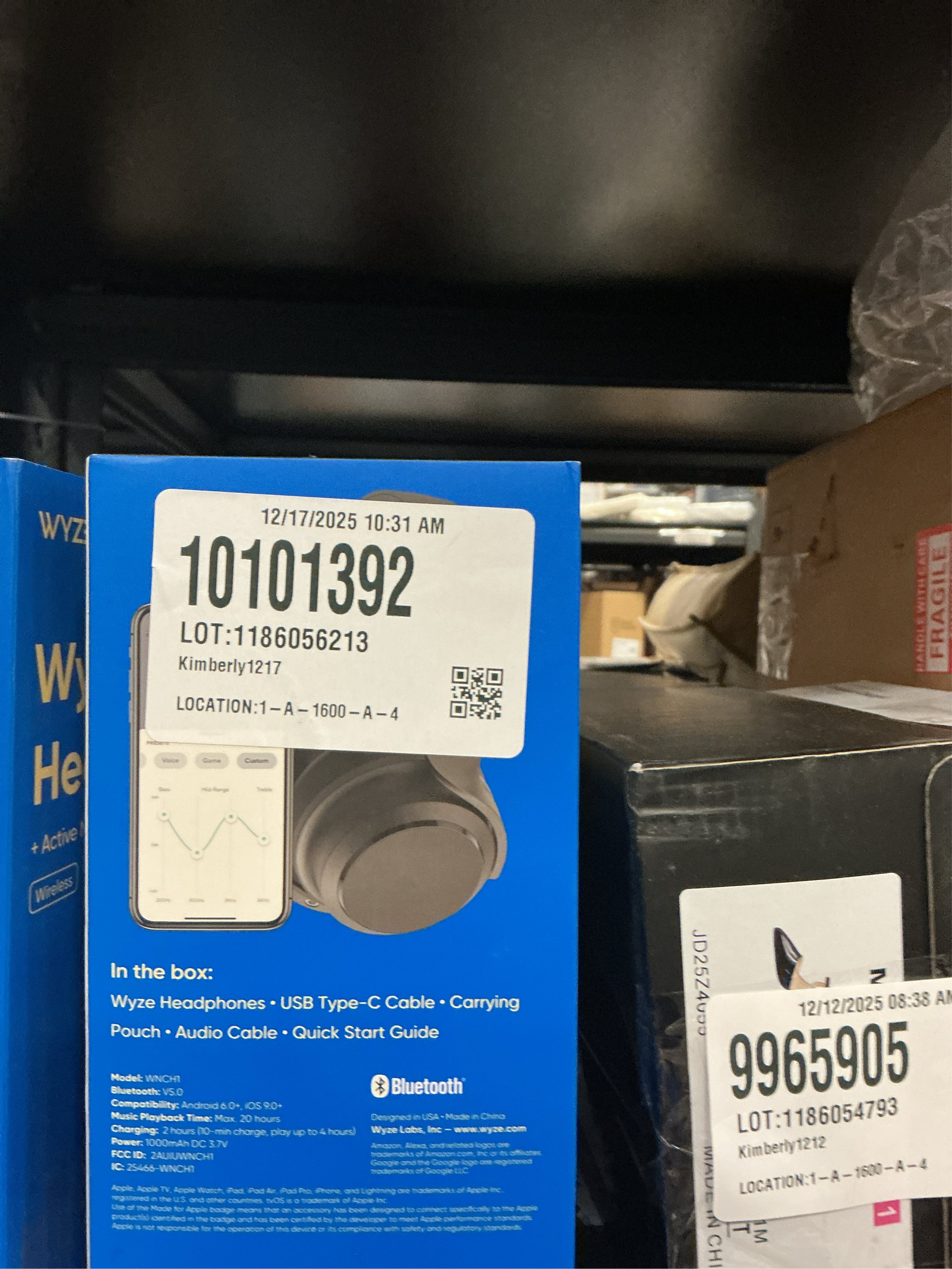 Wyze Noise-Cancelling Headphones - Black / No Travel Case