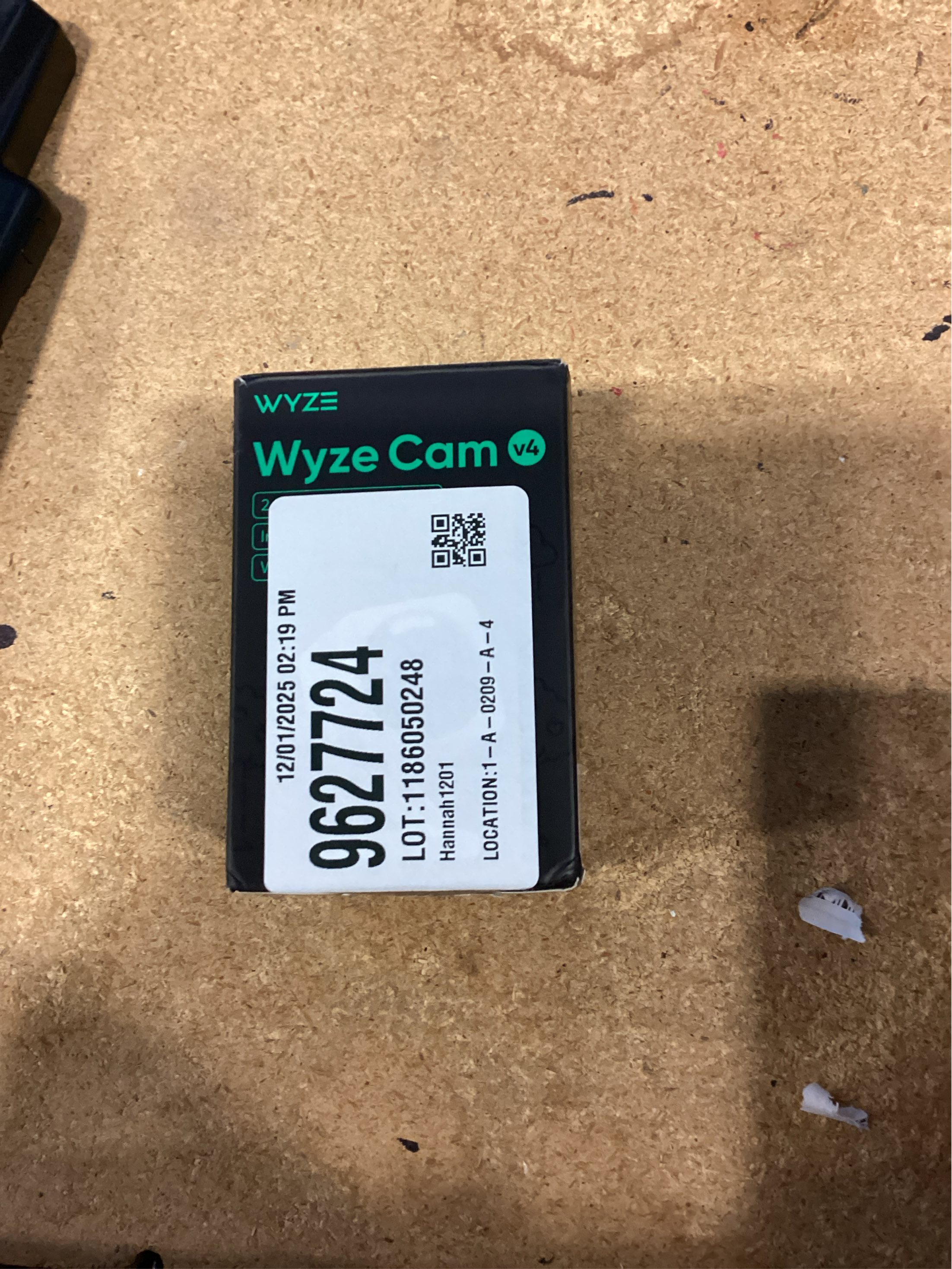 Wyze Cam V4 Plug-in Indoor and Outdoor Smart-Enabled Security Camera