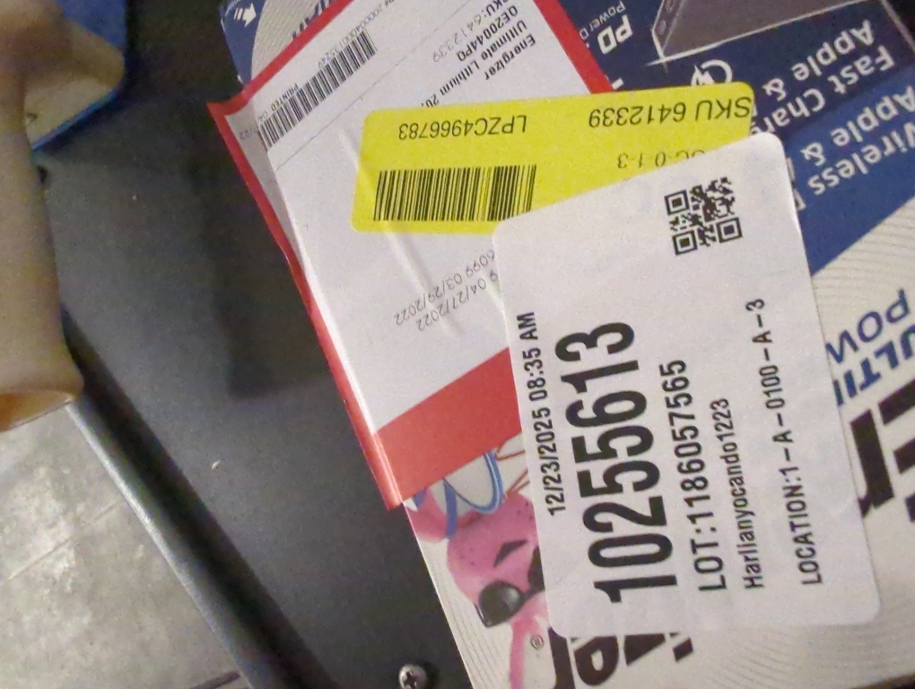 Energizer - Ultimate Lithium 20,000mAh 20W Qi Wireless Portable Charger/Power Bank QC 3.0 & PD 3.0 for Apple, Android, USB Devices - Black