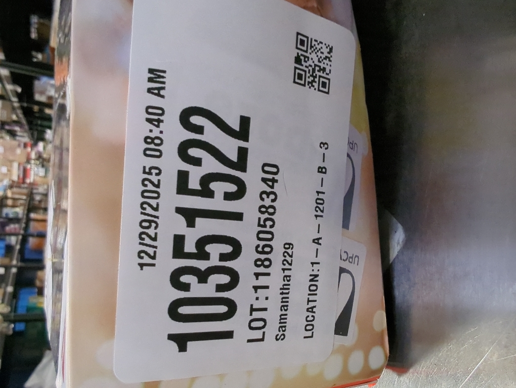 JBL Live 650BTNC - Wireless Over-Ear Noise-Cancelling Headphones - Blue