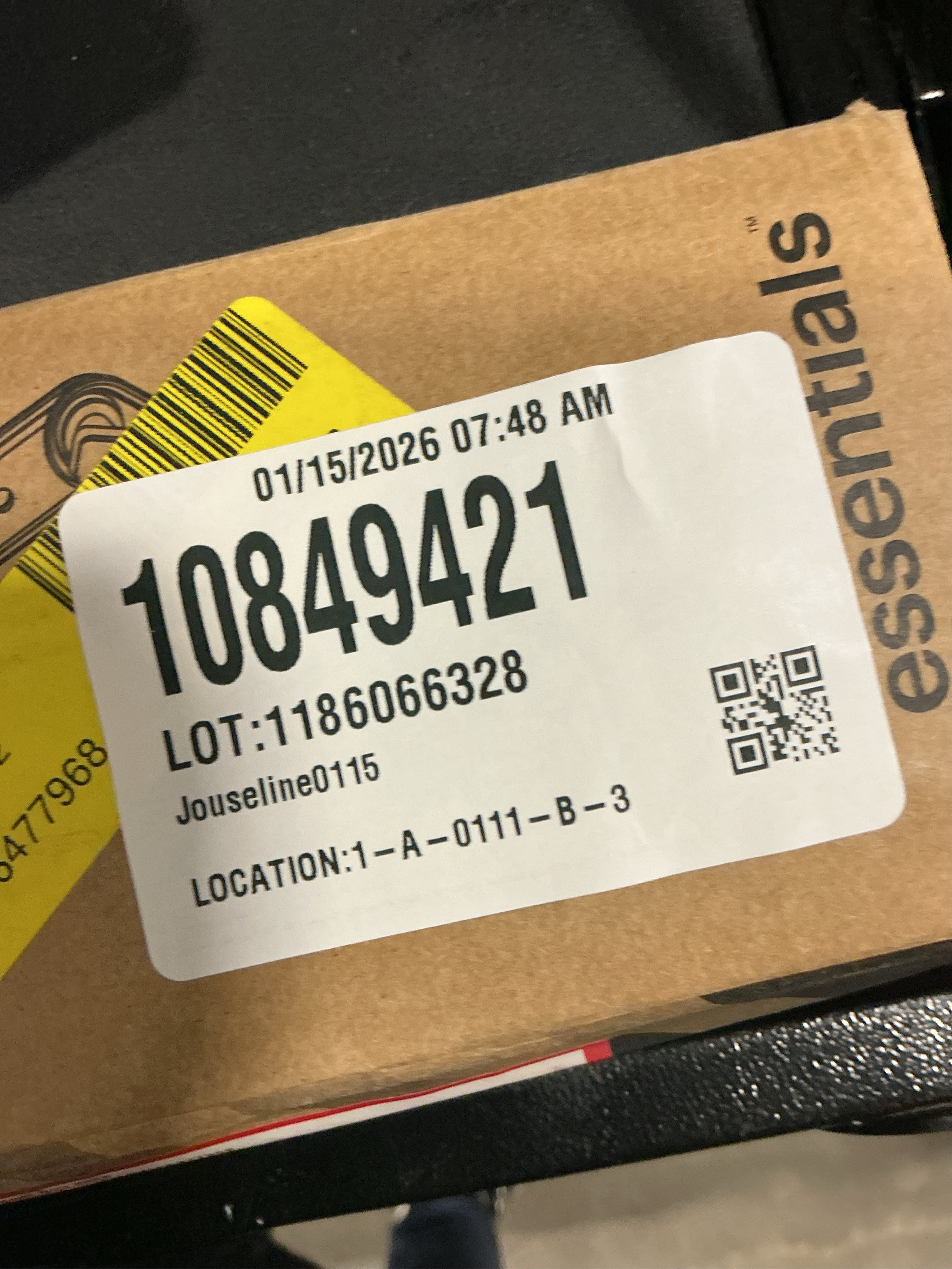 Best Buy Essentials™ - Rear Soundbar Wall Mount for Most 15 Lb. Soundbars - Black