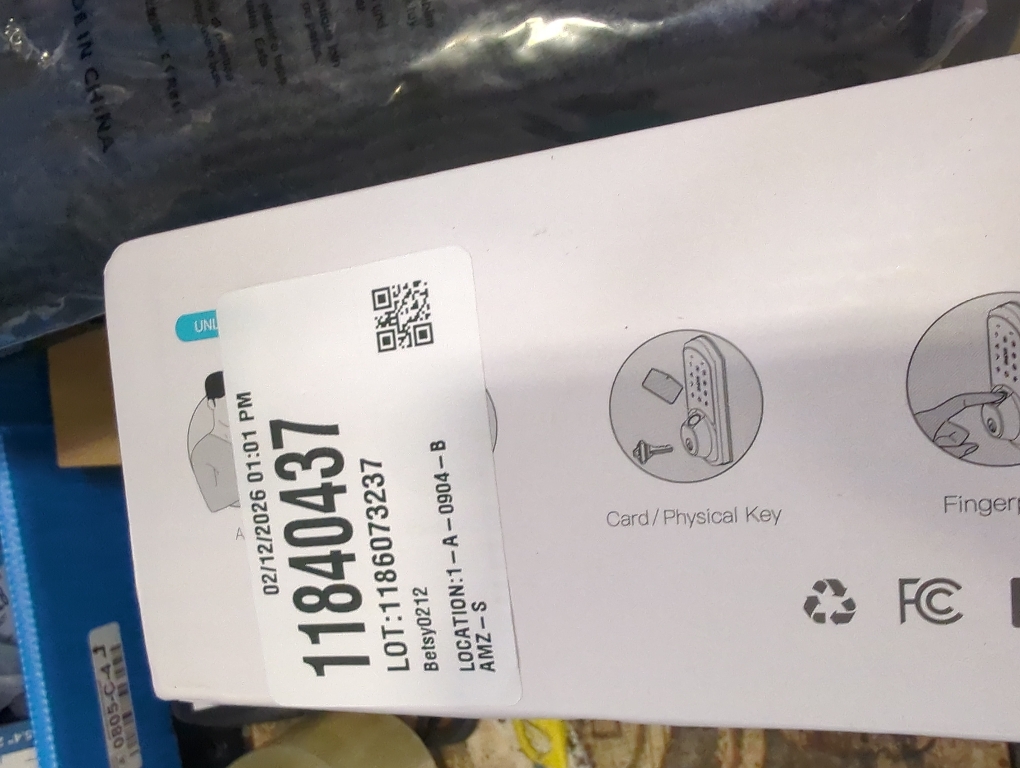 Veise VE07-L Fingerprint App Control Smart Locks with Heavy-Duty Zinc Alloy Handles, Keyless Entry for Front Door, Digital Electronic Touchscreen, Auto Lock, Waterproof, Easy Install, Matte Black