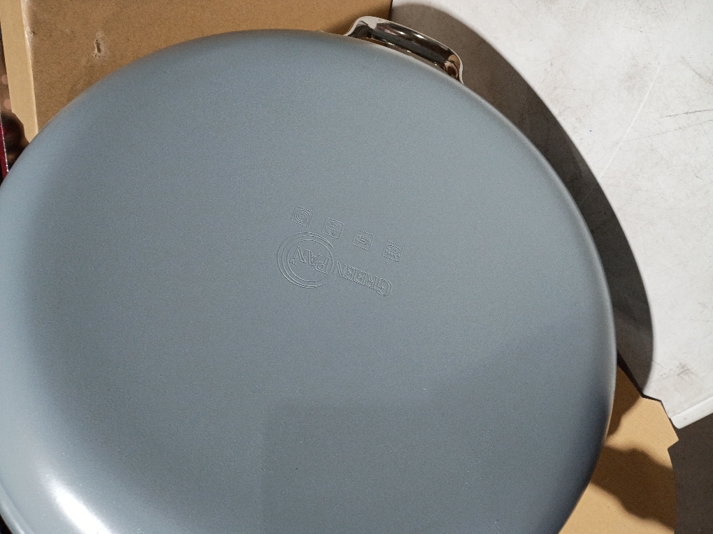 GreenPan  14 Healthy Ceramic non stick, PFA Free