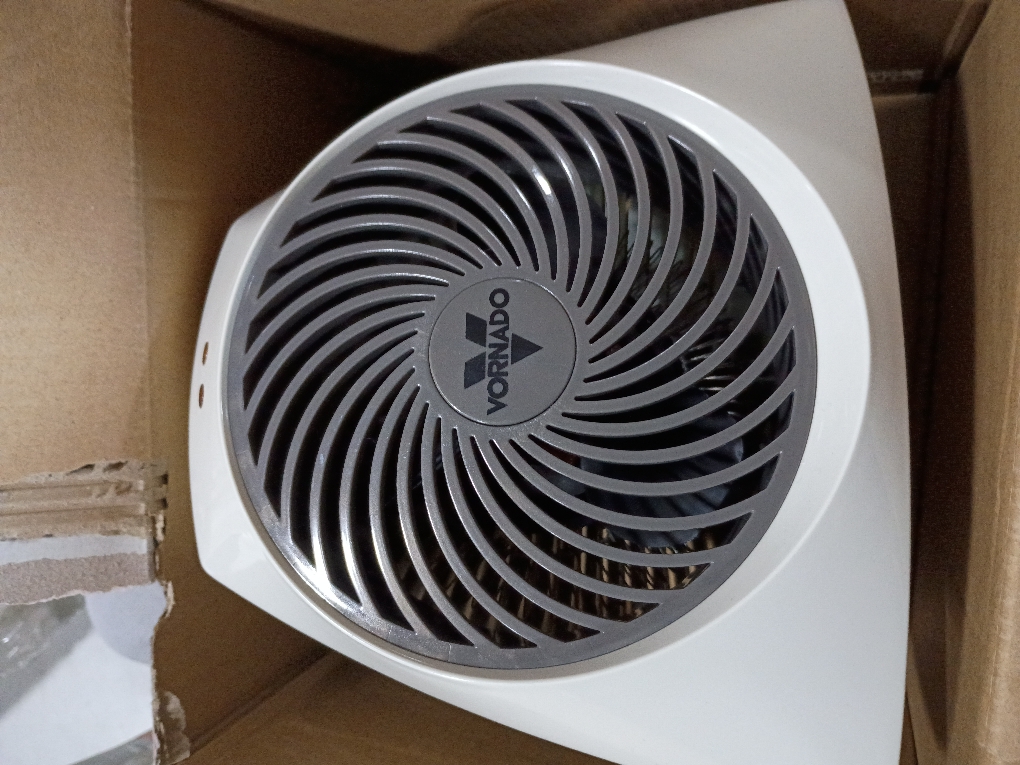 Vornado VH204 Indoor Heater Alabaster