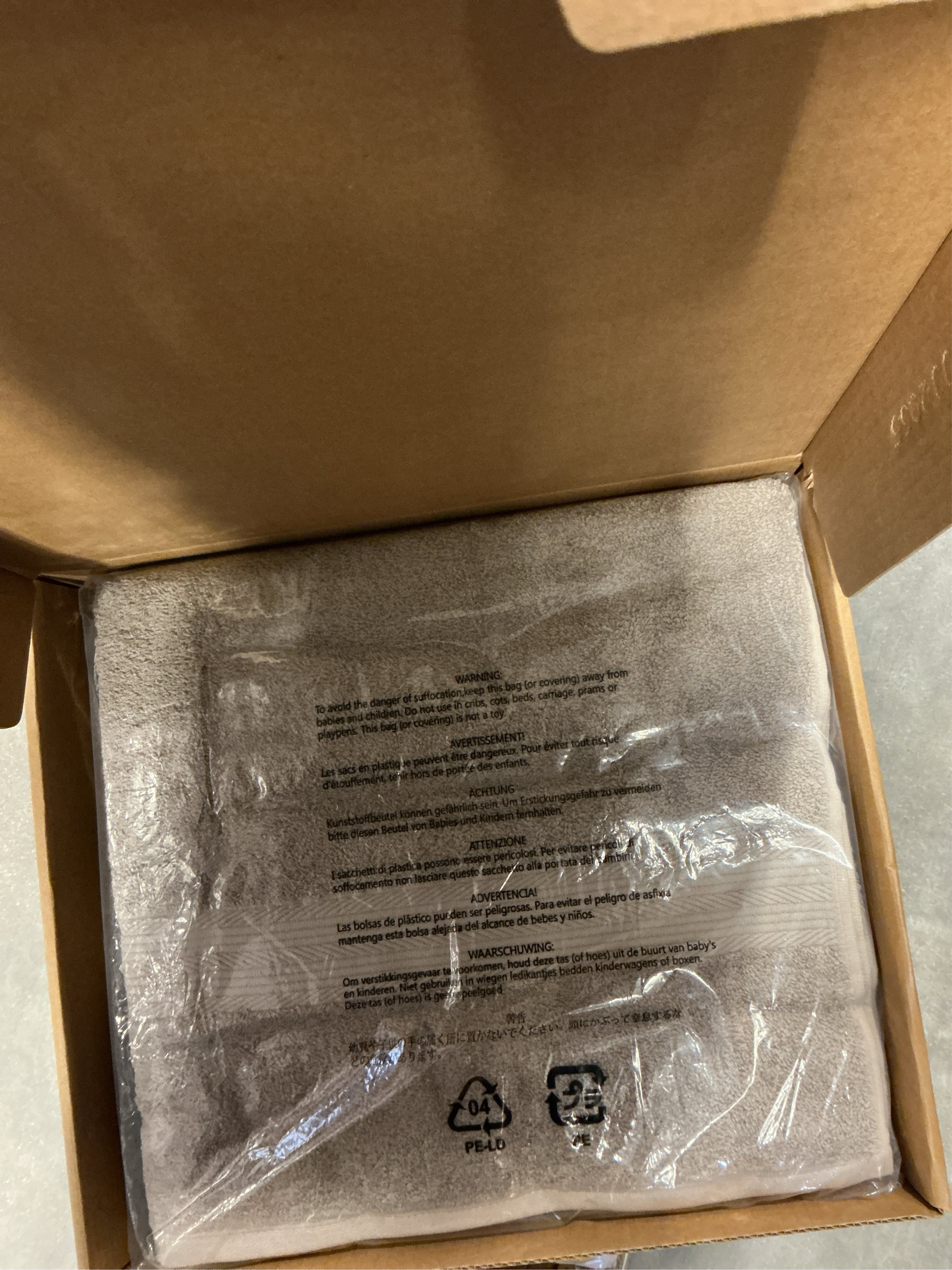 Amazon Basics Fade-Resistant 100% Cotton Bath Towel, 2 Pack, 30x54, Taupe