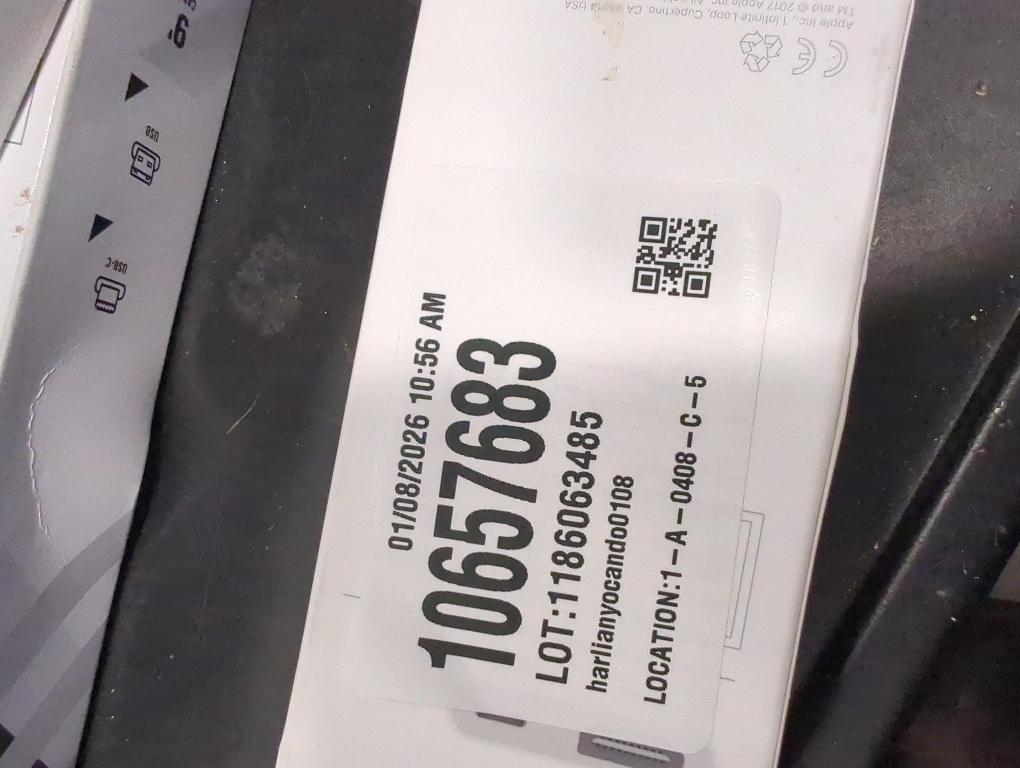 Apple Lightning to Digital AV Adapter