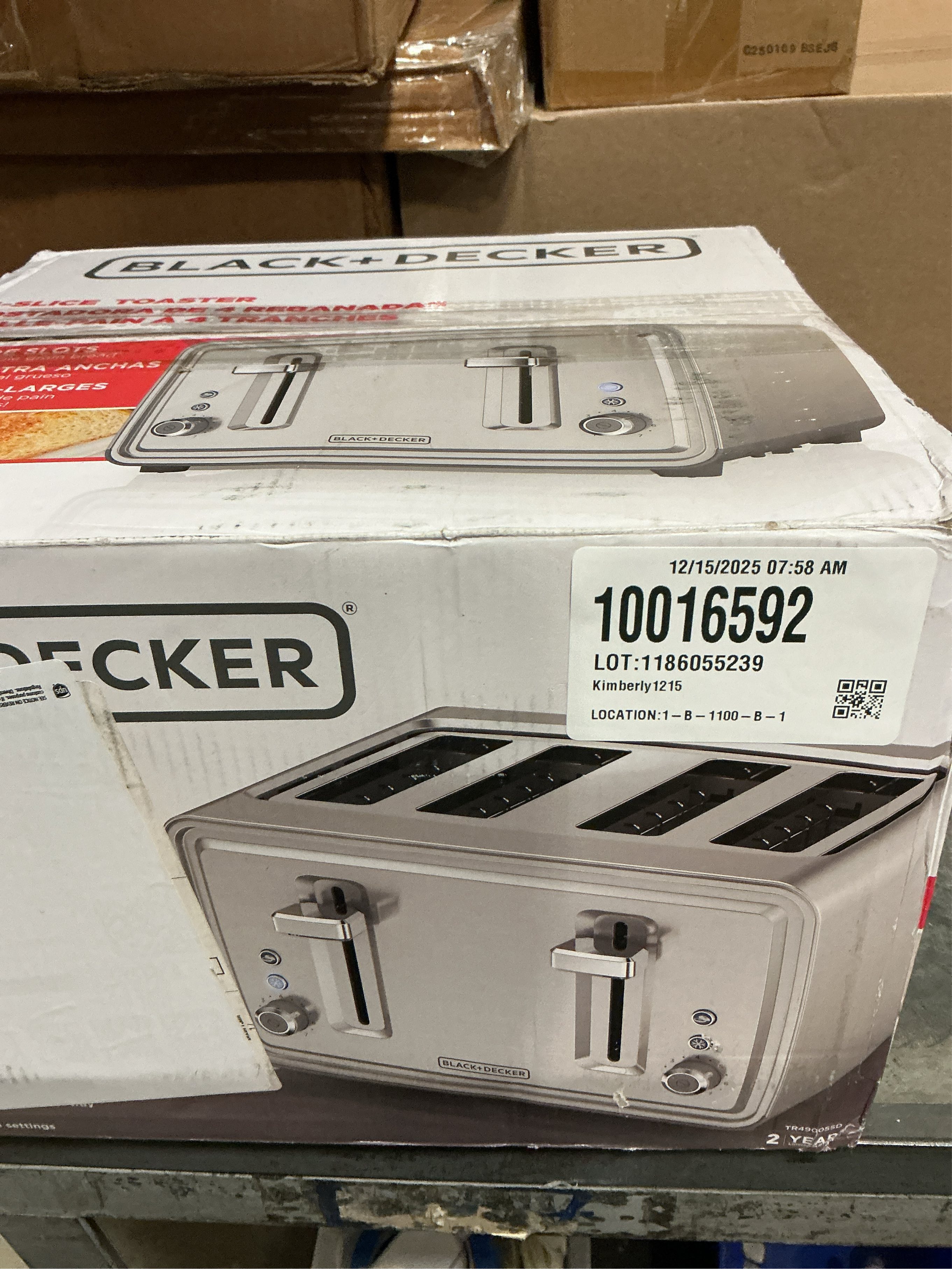 BLACK DECKER 4-Slice Stainless Steel Toaster