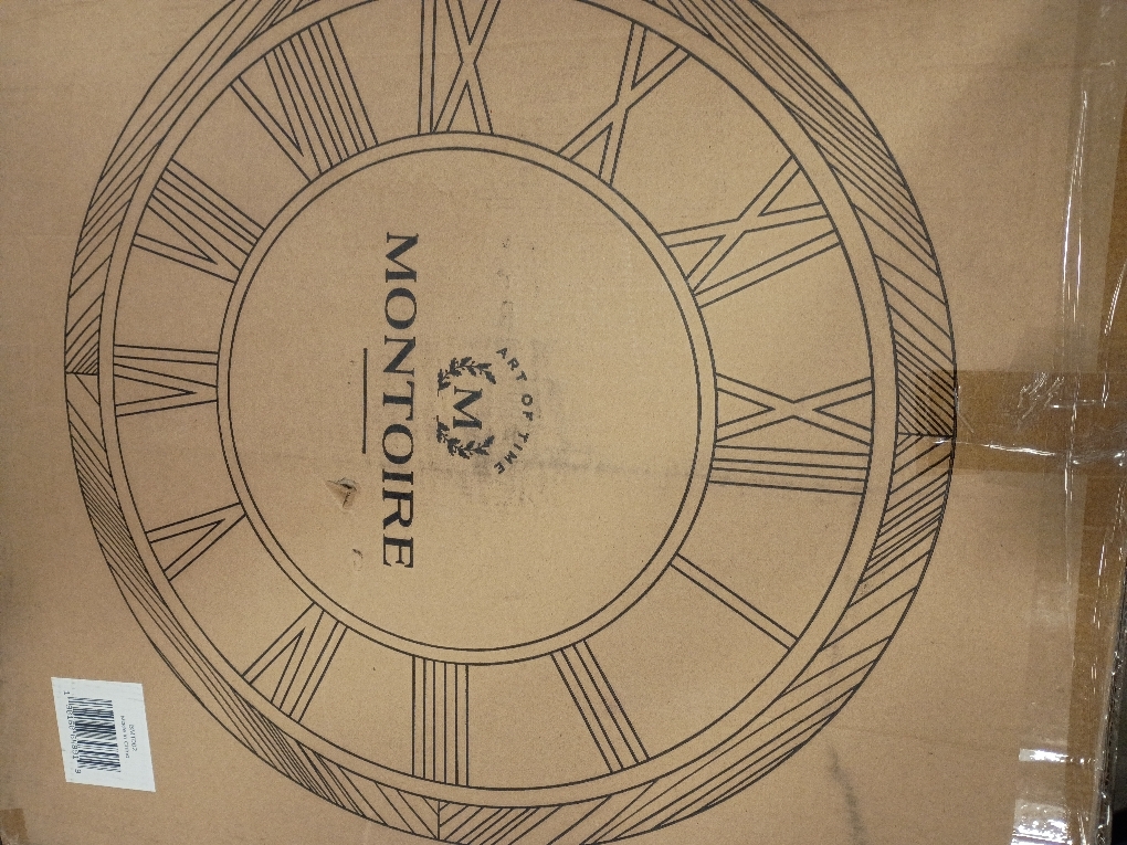 Practical Wooden Farmhouse Wall Clock, Artificial Clock, Suitable for Living Room, Office and Home Decoration(Roman Numeral)